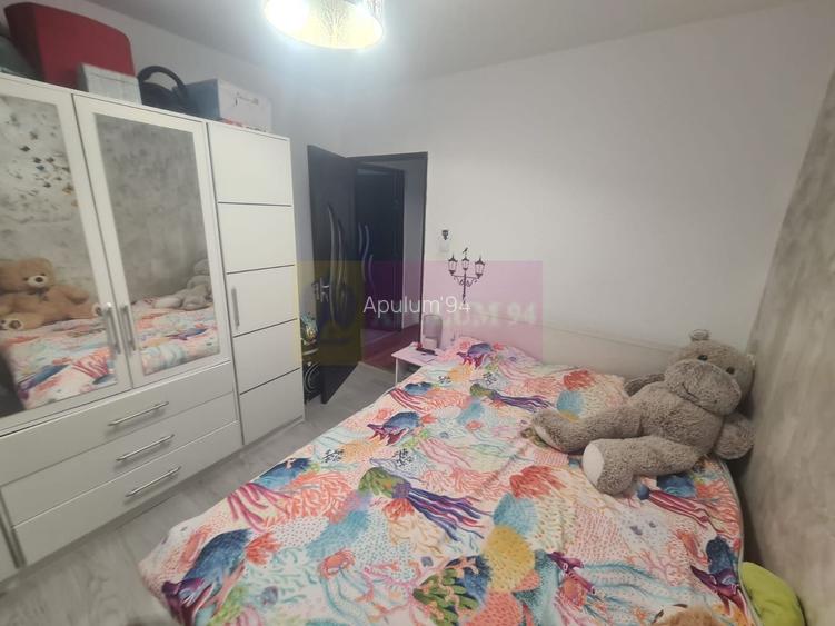 Apartament cu 3 camere de vanzare in Campina - Zona Cuza - 5