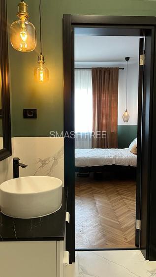 Studio exclusivist in zona Dacia - piata Gemeni - 18