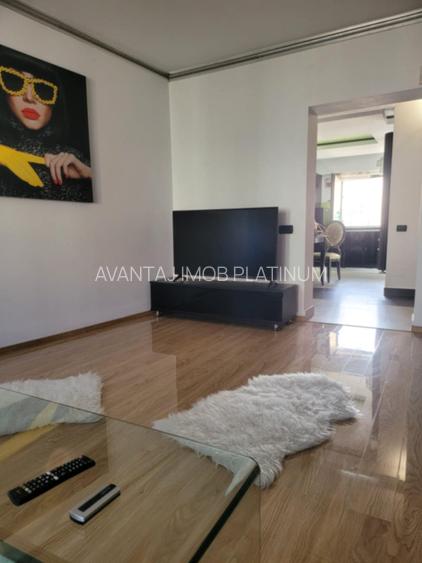 Unirii / Octavian Goga, bloc 1993 - 2