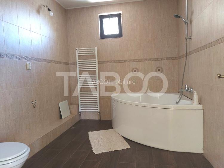 Casa 200 mpu 4 camere curte si gradina zona linistita Talmaciu - 9