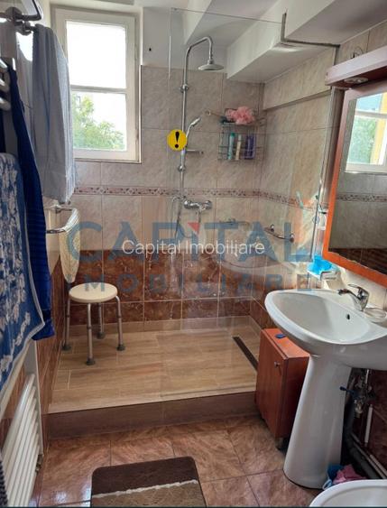 Casa de vanzare in cartierul Andrei Muresanu. Comision 0!  - 9