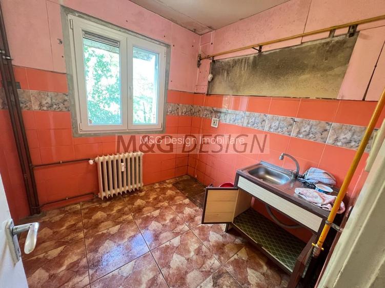 Circumvalatiunii - Gh Lazar, 2 camere decomandat, etaj 3 - 9