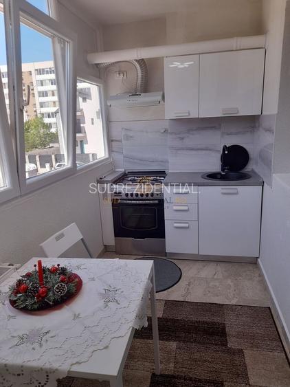 De inchiriat apartament 2 camere 47 mp - statia de metrou M2 Berceni - 7