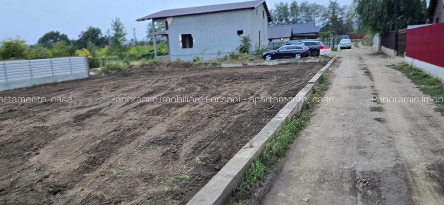 Teren de vanzare 700 mp central Odobesti - 33