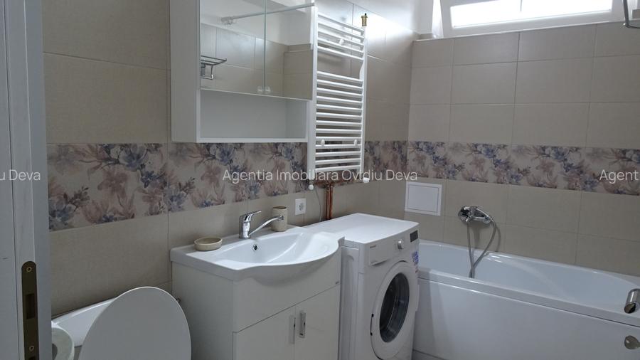 Inchiriez apartament 2 camere in Deva, ultracentral, Bld. 1 Decembrie, et 2 - 3