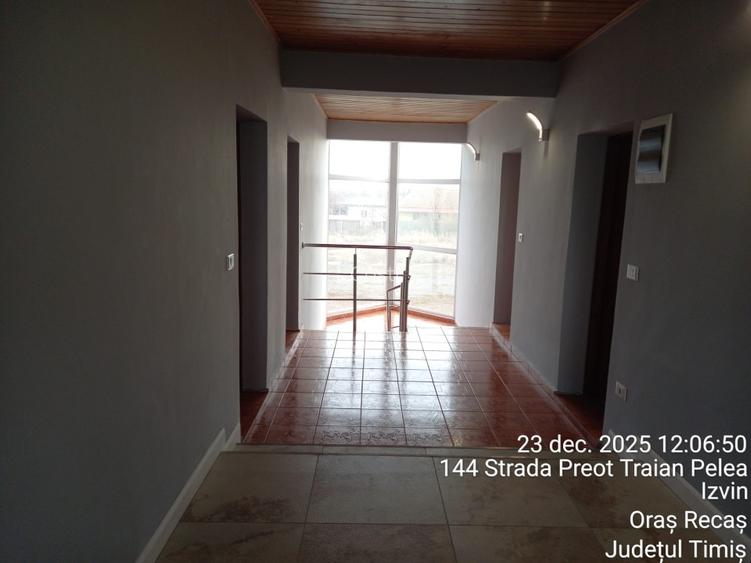 Spațiu de servicii diverse, cu teren generos - 3