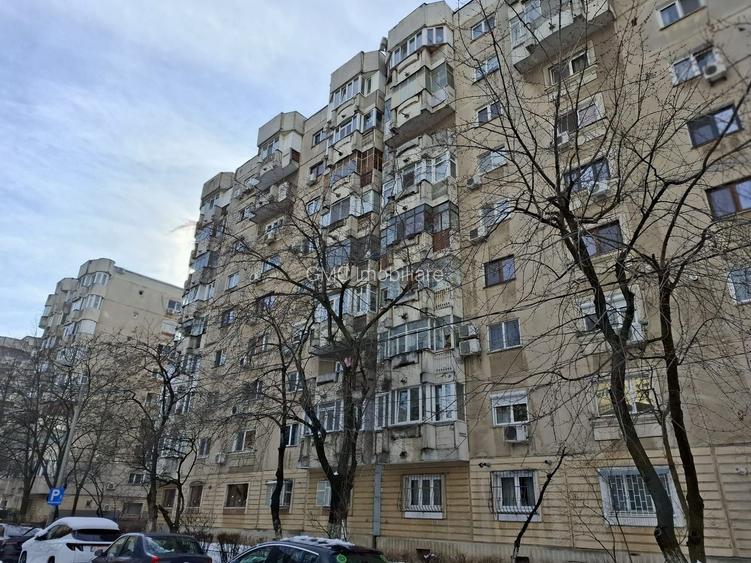 2 Camere Metrou Brâncoveanu - Erorii Revoluție L339 - 12