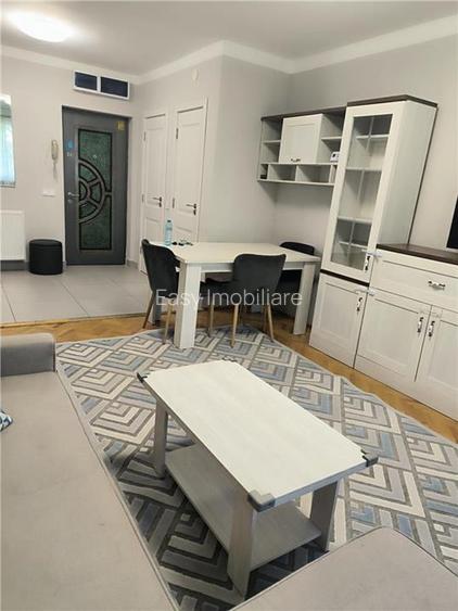 Apartament 2 Camere Renovat Recent Tudor Zona Foarte Linistita - 6