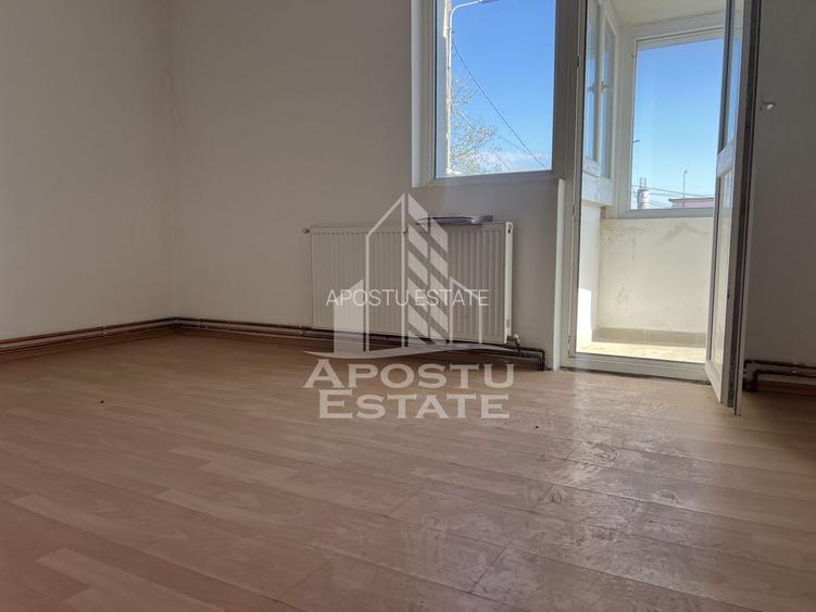 Ap cu 3 camere decomand,de vanzare,et1,390mp teren, intre Giarmata/Dumbravita - 4