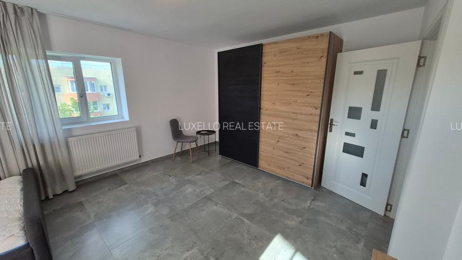 GARSONIERA RENOVATA - MOBILATA -BLOC ANVELOPAT TERMIC- AMPLASATA IDEAL - 32