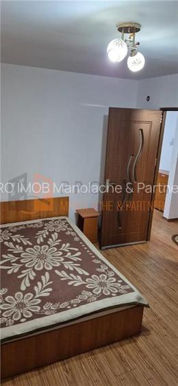 Apartament 2 camere cf 1 semidecomandat zona Micro 3 - 5
