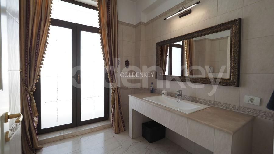 Vila cu finisaje moderne in complex rezidential - 18