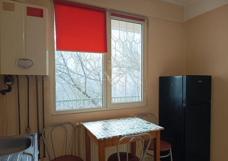 Apartament 2 camere, 44 mp, zona Facultatea de Litere - 2