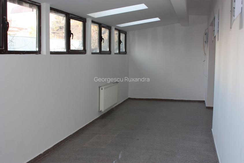 Vanzare imobil birouri pretabil investitie, inchiriata integral - 30