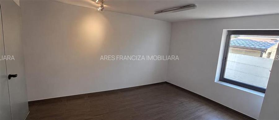 PANTELIMON,VILA INDIVIDUALA,5 CAMERE,235 MP,TEREN 455 M,INCALZIRE PARDOSEALA,AN - 13