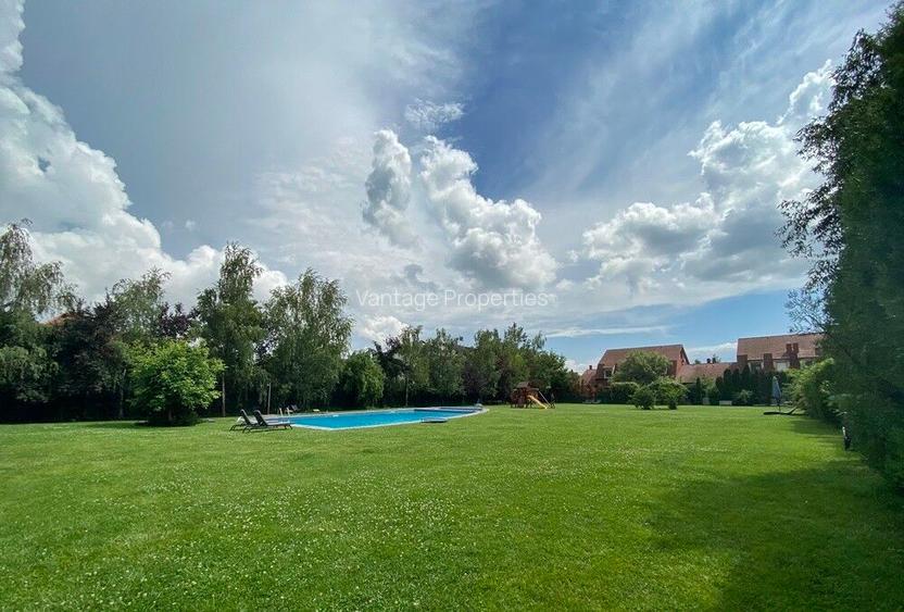 Vila 6 camere, complex rezidential cu piscina, Erou Iancu Nicolae - 2