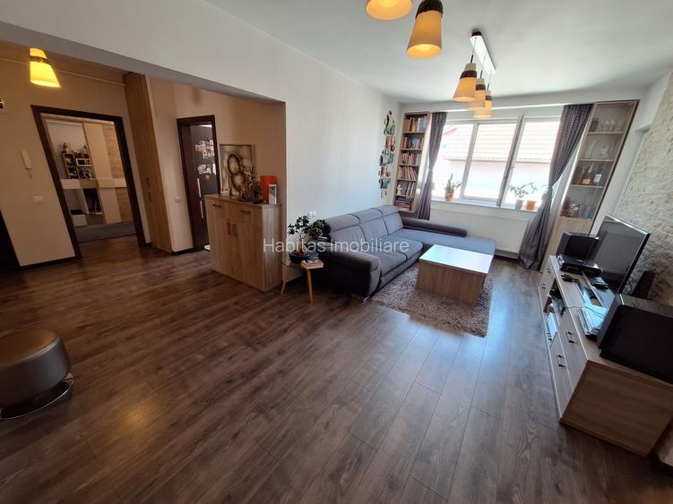 Apartament 3 camere, Jozsef Attila, etaj 2/3, complet renovat - 4