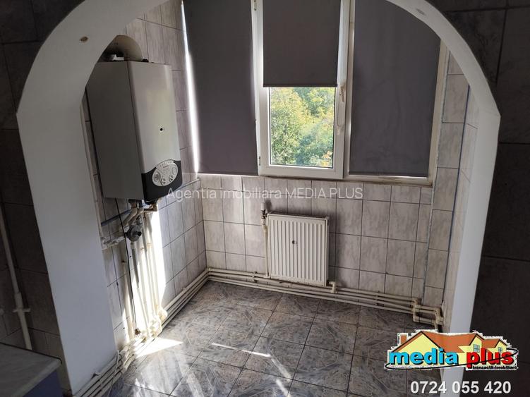 Apartament 3 camere decomandat – Micro 16, - 3