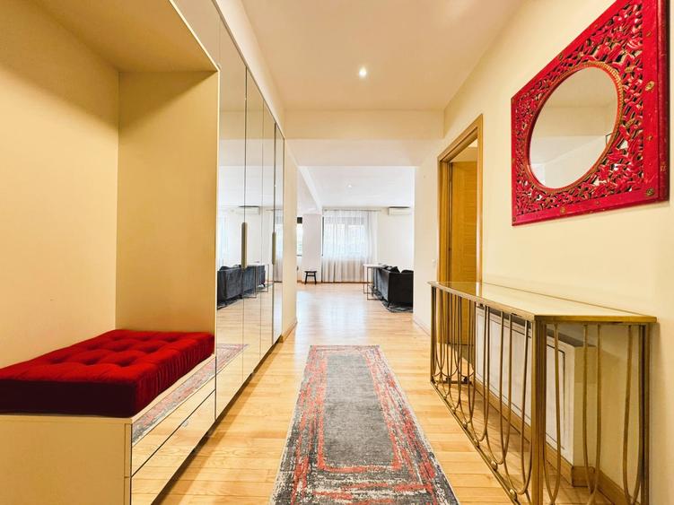 Inchiriere apartament 160 mp- 3 camere cu gradina zona Nordului Sat Francez