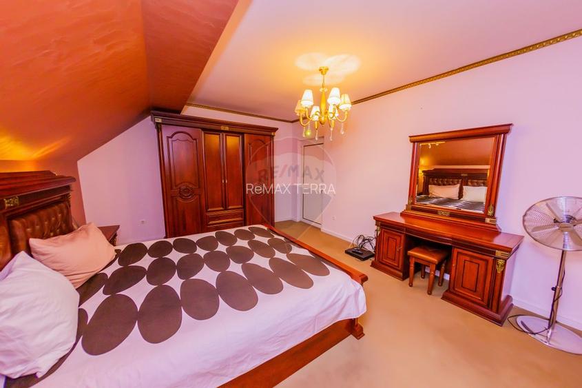 Vilă cu 5 camere de închiriat - 20