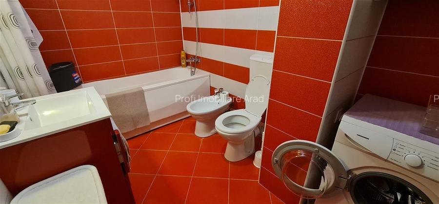 Ap. 2 camere, balcon mare, bloc nou, central- Intim- Spital - 4