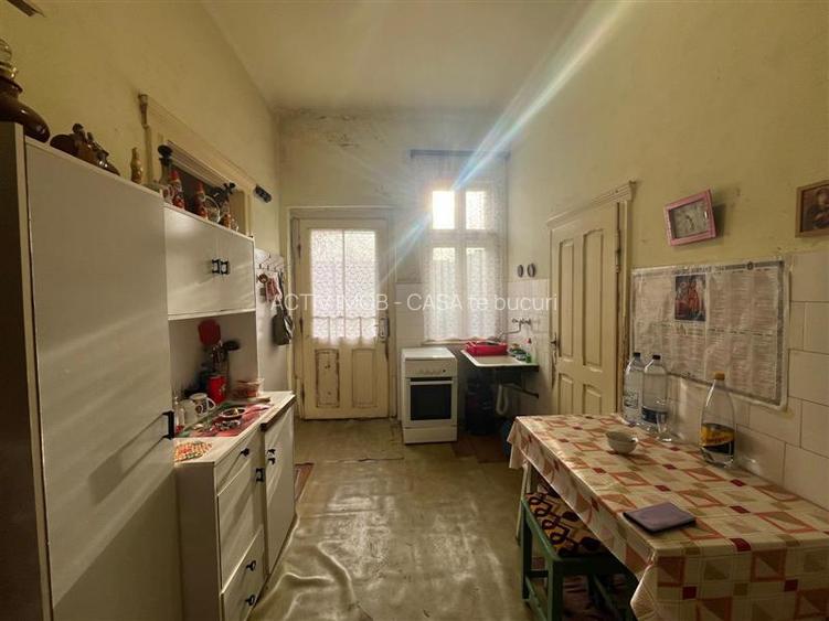 Lugoj, Ap., La Casa, 3 Cam., 80 Mp., Xenopol - 14