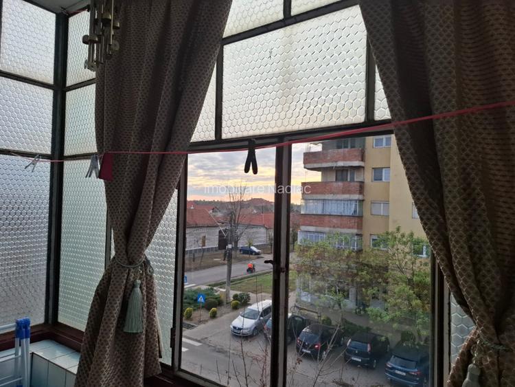 Apartament renovat recent 3 camere etaj 2 in Nădlac - 17