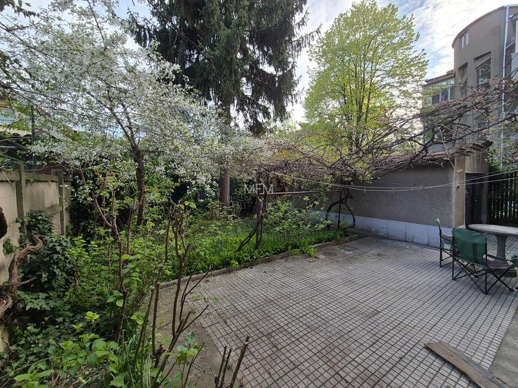 D+P+1+Pod(5m inaltime), teren 315 m,  garaj 35 mp.Sos Iancului stradal - 2