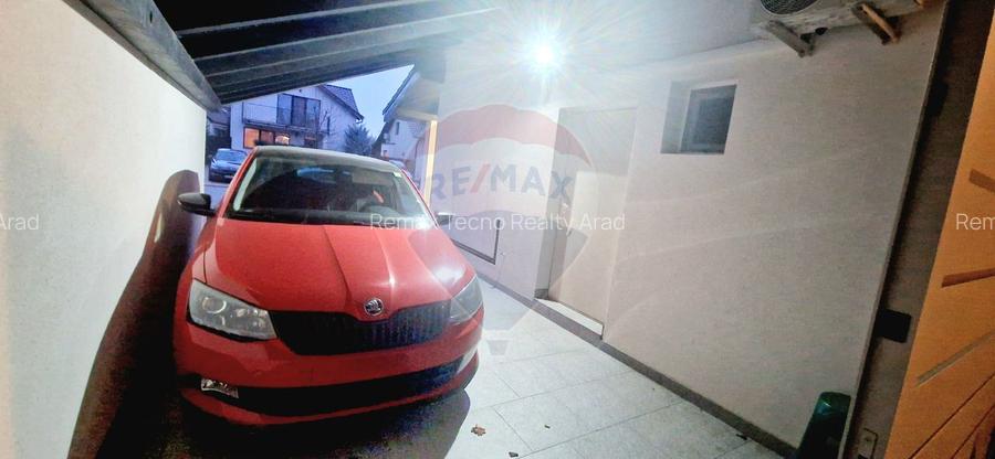 Casa la sol, complet mobilata si utilata de inchiriat, Westfield - 12