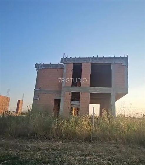 Vanzare casa la rosu Otopeni Dimieni - 3