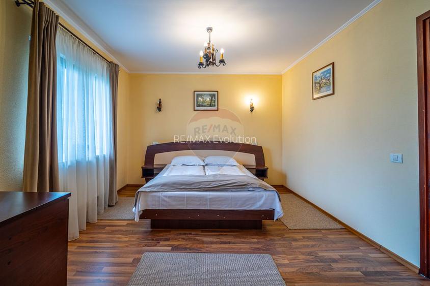 Proprietate deosebită de vânzare în Bușteni - Pensiune + Duplex - 10