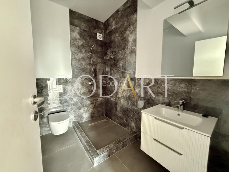 OPORTUNITATE | 3 CAMERE | DECOMANDAT | LOC DE PARCARE | 2025 - 12