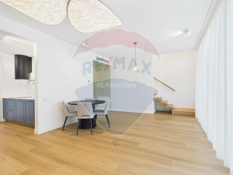 Vila luminoasa cu 4 camere si panouri solare in Amber FOREST Tunari - 6