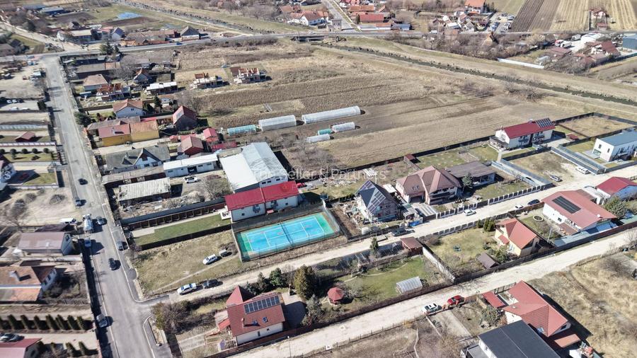 Teren intravilan cu hala construita - 22