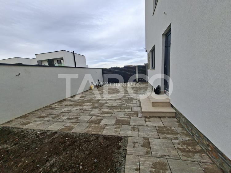 Casa tip duplex de vanzare cu acces auto curte terasa Selimbar - 2