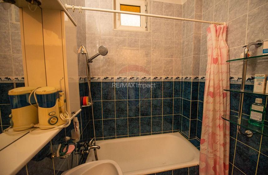 Casa de vanzare 240 mp utili , 6 camere,  teren 1000 mp, Calarasi - 30