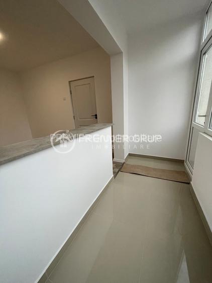 Loc de parcare! Spațiu comercial 31mp, Podu Roș, complet renovat, CT - 2