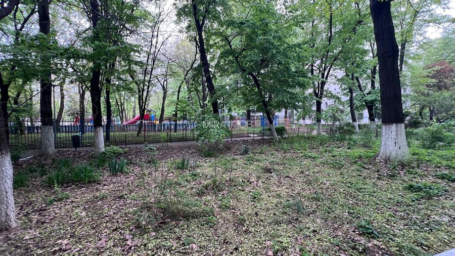 Garsonieră premium, decomandată, 39 mp, renovată complet-Plaza Mall - 13