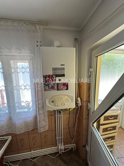 Casa cu 4 camere, zona Buzaului. - 6