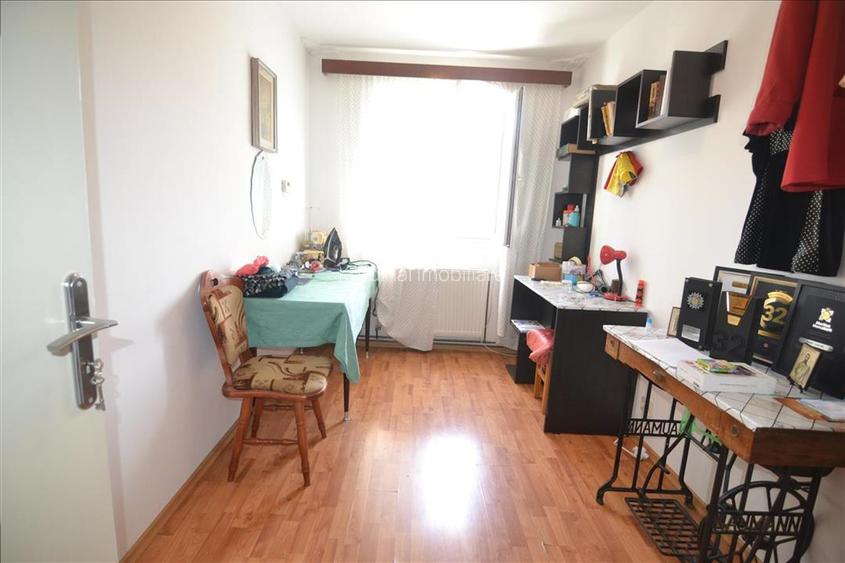 Exclusiv!Apartament 3 camere decomandat Astra- Berzei - 10