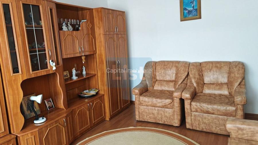 De vanzare apartament spatios cu 4 camere decomandate, zona gării - 10