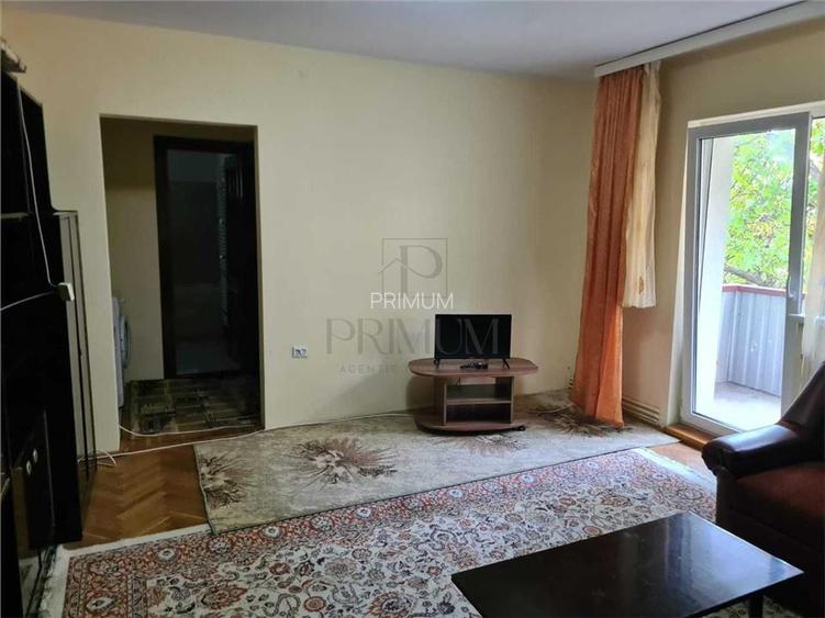 Complexul Studentesc - 2 Camere - Etaj 2 - Centrala termica proprie - Bloc izola - 4