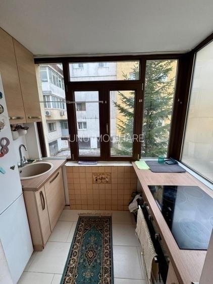 SF LAZAR - PALAS MALL - 3 CAMERE DECOMANDAT - ETAJ 1 - BLOC DIN 1980 - RENOVAT - 3