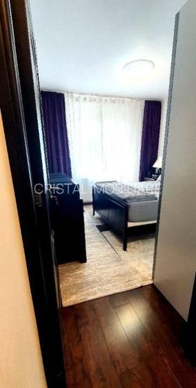 Vanzare Apartament 2 camere ,Zona 13 septembrie, sector 5 - 11