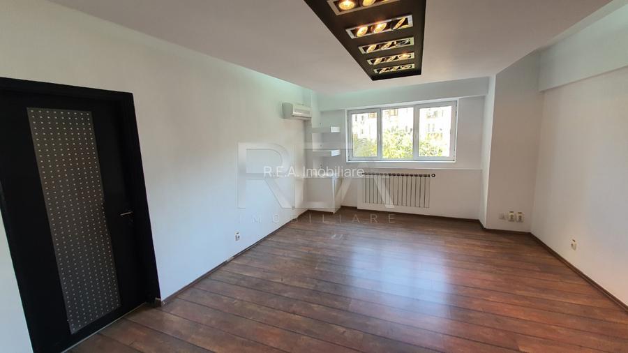 Spatiu de birouri inchiriat | 525 m.p disponibili | Piata Unirii  - 5