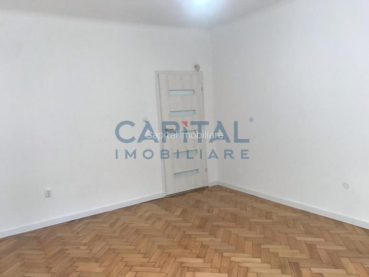 0% Comision! Apartament cu 3 camere de inchiriat, zona Central - 4