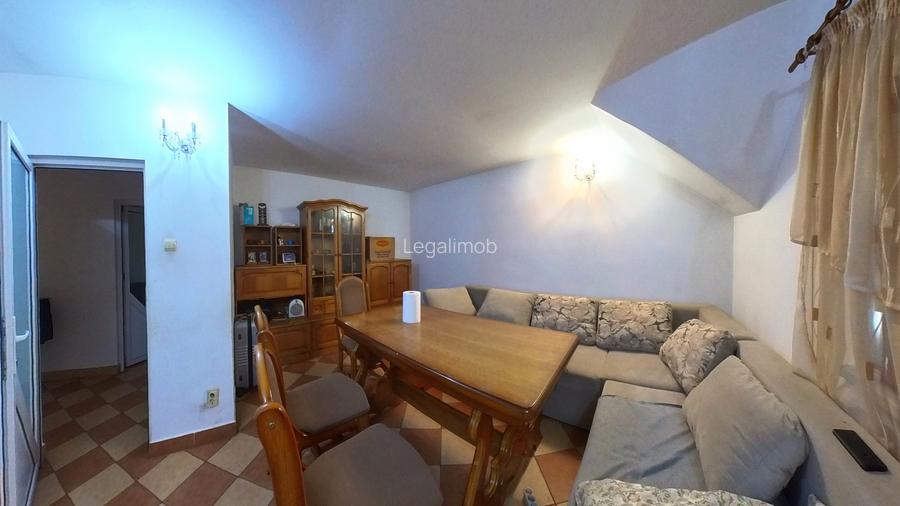 Casă spațioasă cu 6 camere si 2 garaje de 194 mp, în Tractorul, Brașov - 8