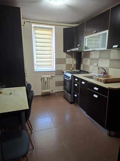 Apartament 3 camere | 60 mp | str.Nanterre-McDonald's | Gata de mutare