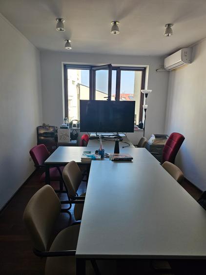 Oferta rara! Dorobanti, bloc boutique 3 apartamente, lift, inchiriat momentan.