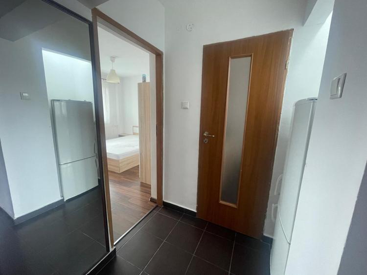 Apartament 2 camere, 45 mp, decomandat, zona Garii-Randez Vous